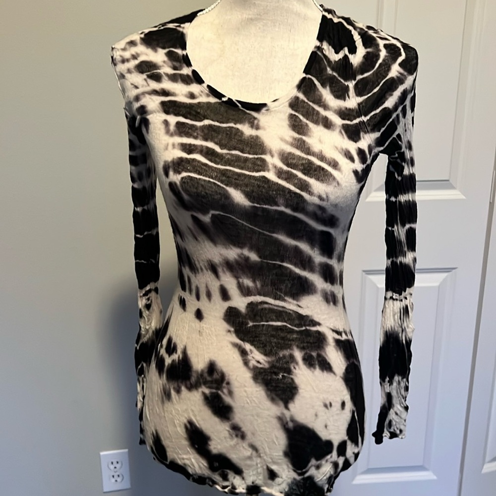 Graham & Spencer long sleeve, tie dye shirt, size P